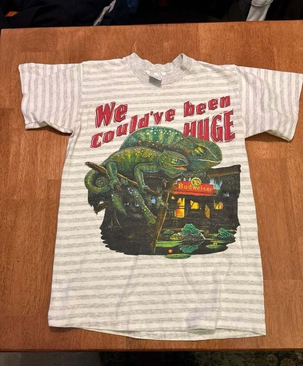 Vintage 90s Budweiser We Could've Been Huge Chameleon T-Shirt Size Medium - Picture 1 of 3
